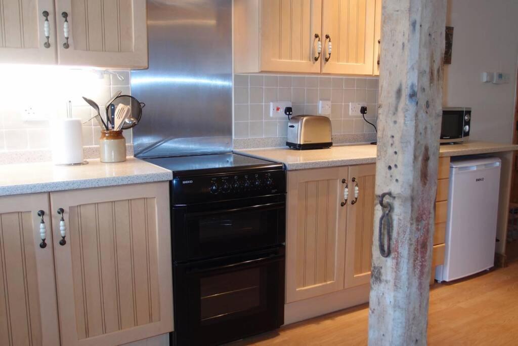Upper Heath Farm - Stable Cottage Ludlow Крейвен-Армс Экстерьер фото