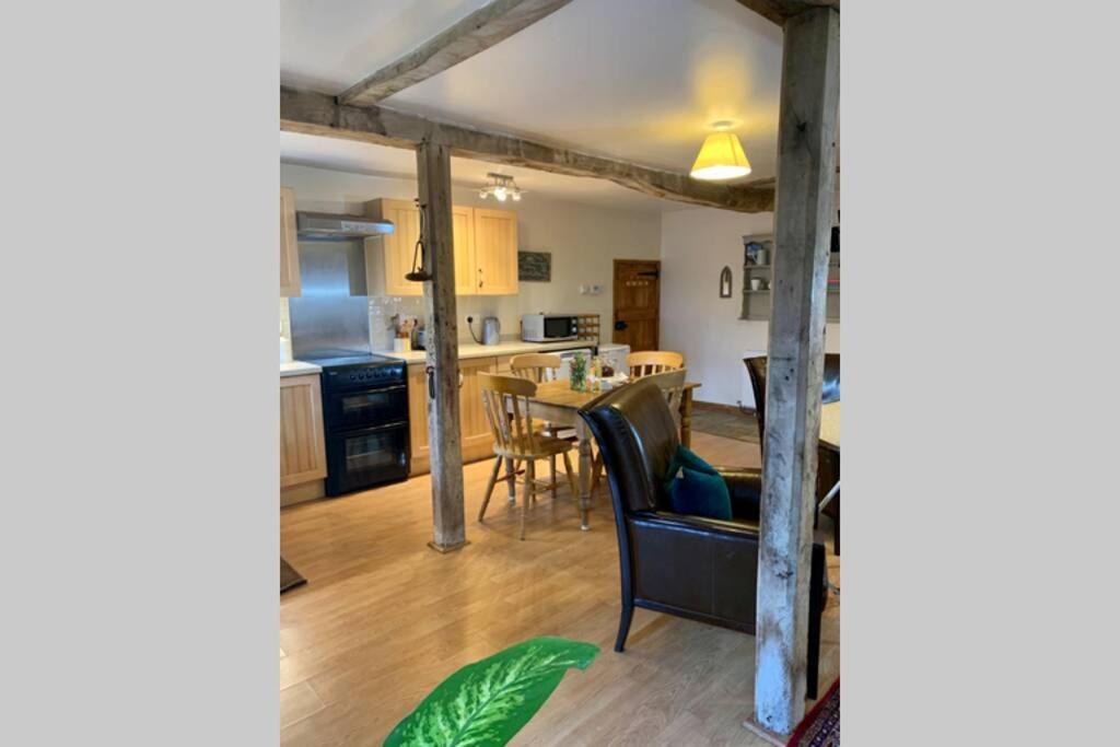Upper Heath Farm - Stable Cottage Ludlow Крейвен-Армс Экстерьер фото